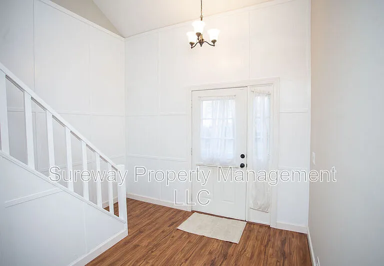 7 Curry Ct — Photo 2