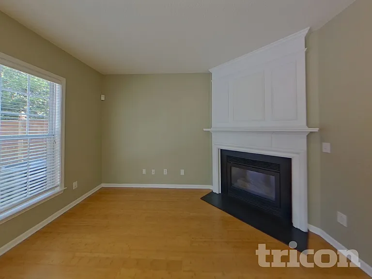 5467 Medlock Corners Dr — Photo 5