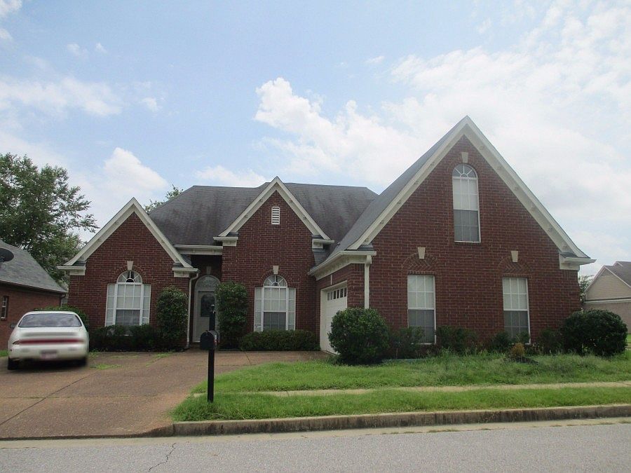 1st image of 10135 Tall Hickory Dr