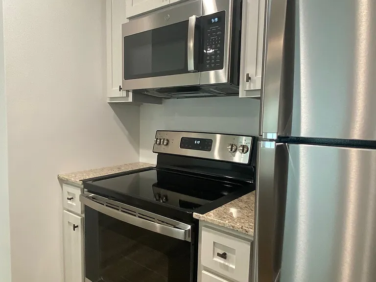 416 E G St #B — Photo 17