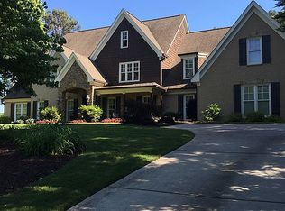 125 Mountain Shoals Rd, Roswell, GA 30075