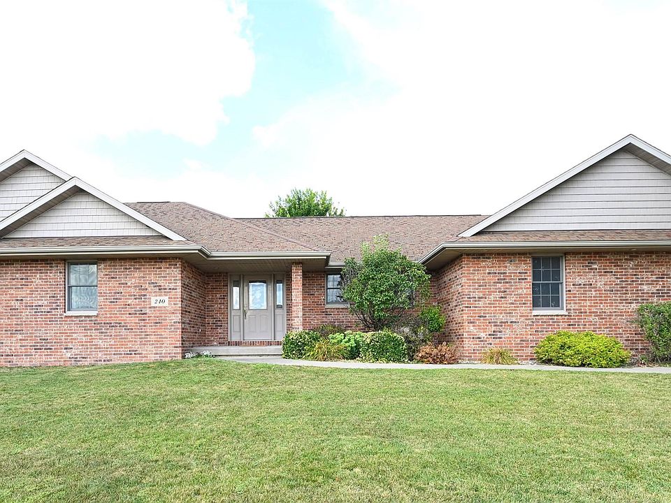 1st image of 240 Winslow Dr