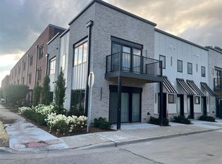 105 N Laurel St #D, Royal Oak, MI 48067