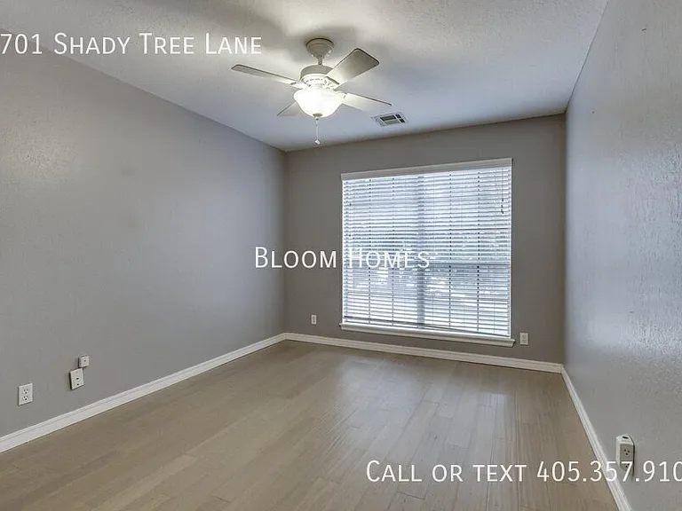 2701 Shady Tree Ln — Photo 13