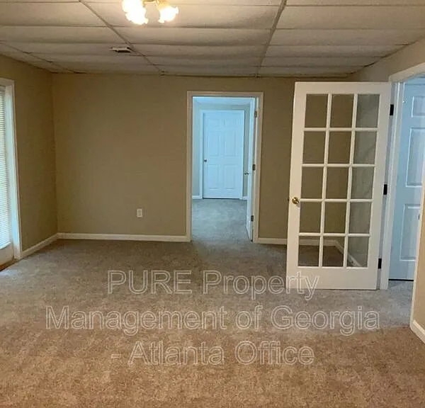 3213 Southridge — Photo 25