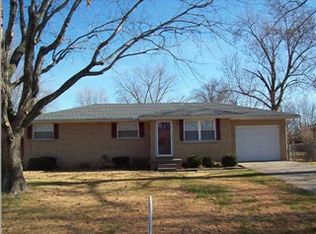 5119 Elmhurst Dr, Evansville, IN 47711