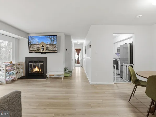 5704 Shadwell Ct Unit 91, Alexandria, VA 22309