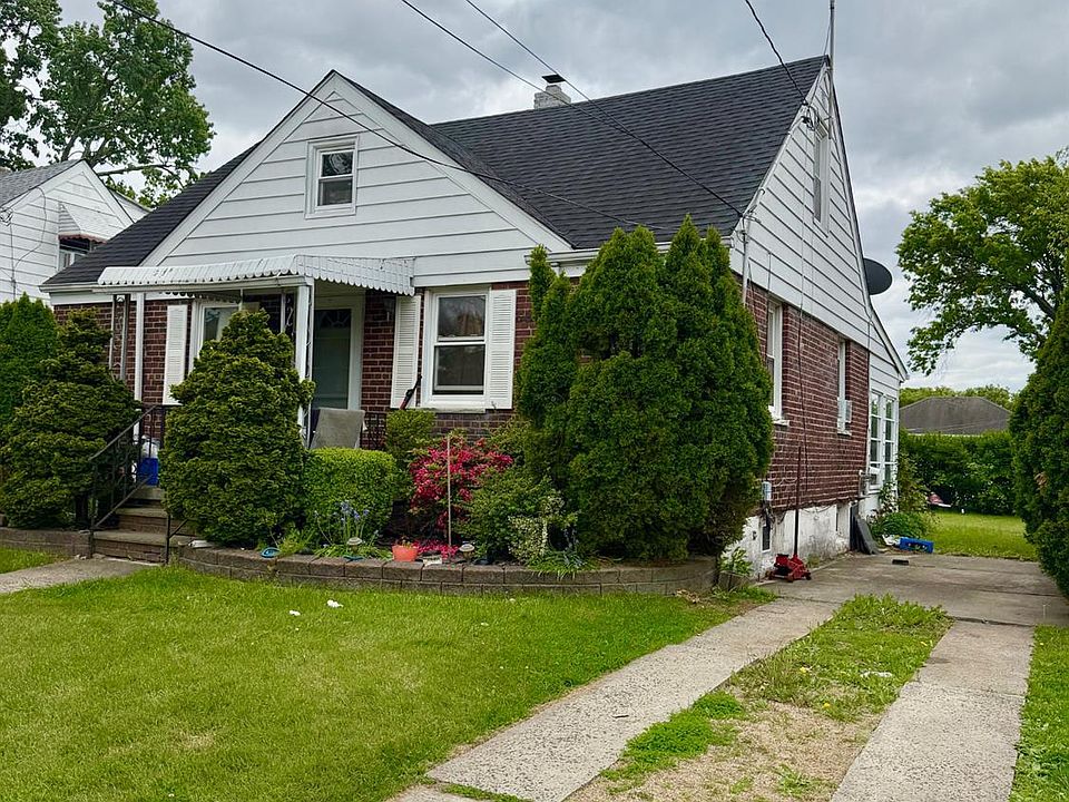 2nd image of 85 Hermann Ave