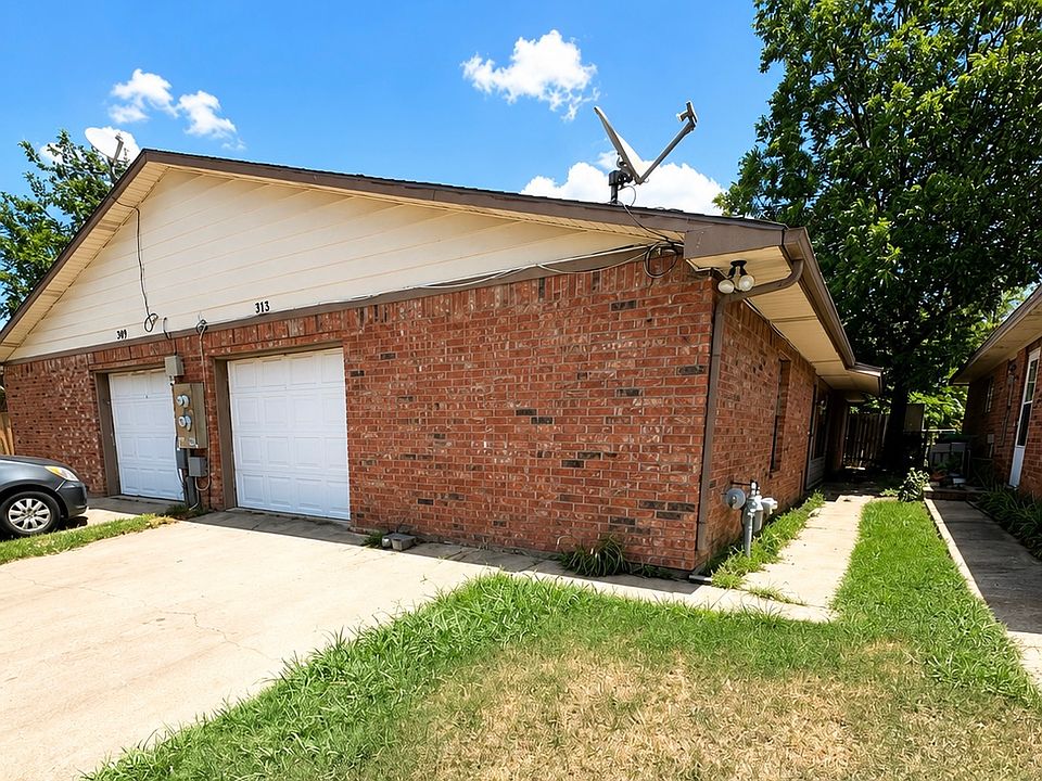 1st image of 313 Casie Ct #313