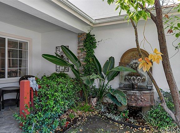 4th image of 27332 Weathersfield Dr