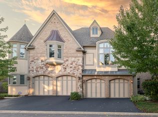 1580 S Kembley Ave, Palatine, IL 60067