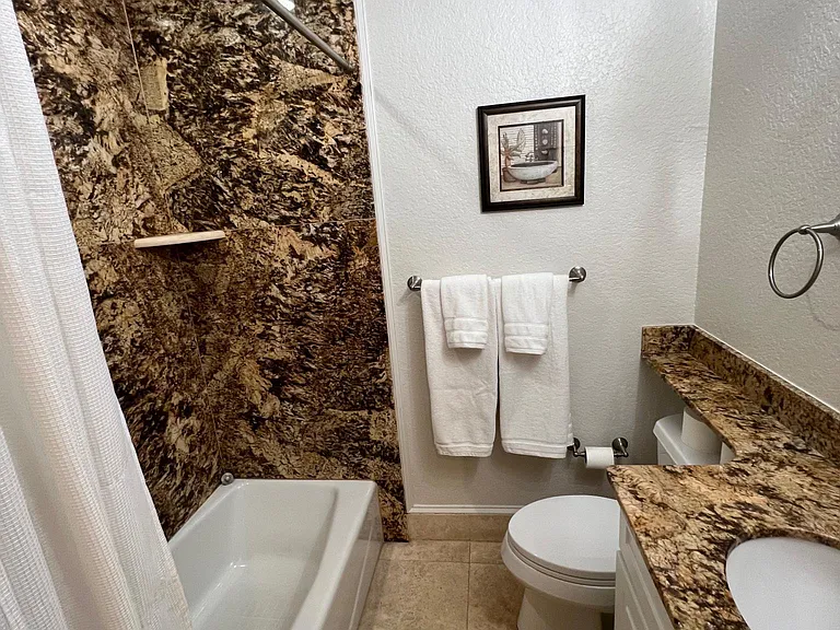 4101 W Watrous Ave — Photo 23
