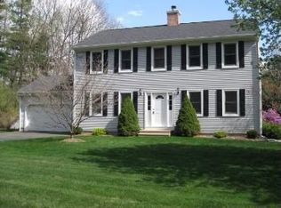 1004 N West St, Feeding Hills, MA 01030