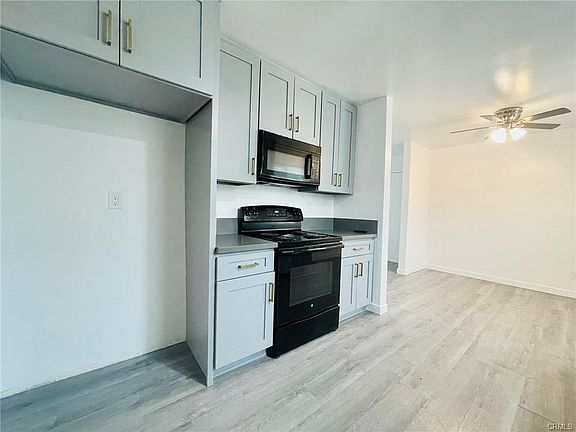2nd image of 2549 E Hayes Dr #2549