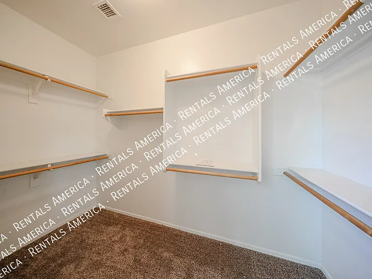 16926 W Nottingham Way — Photo 20