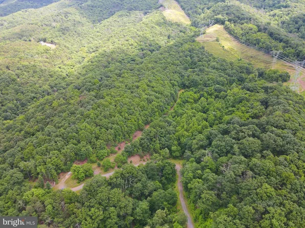 292 Ridge View Rd, Moorefield, WV 26836