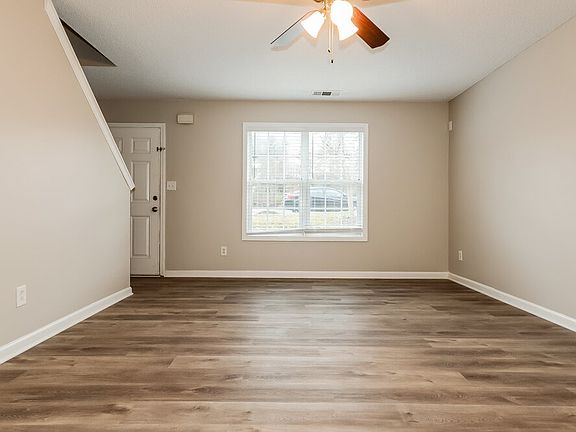 5th image of 6612 Chestnut Oaks Rdg