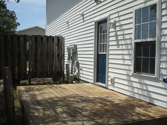 2nd image of 402 Johns Way