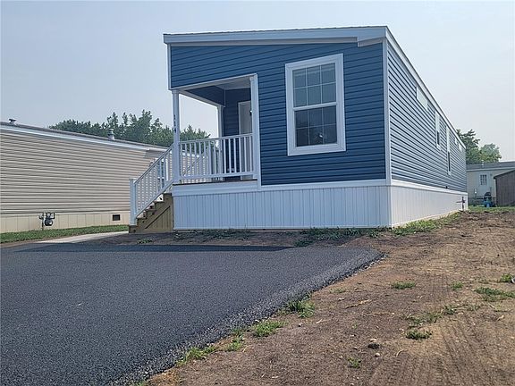 4th image of 114 Meadowlark Dr
