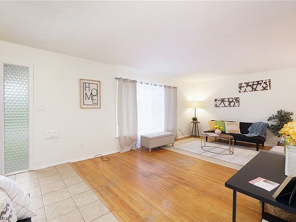 5th image of 9699 Idlewood Dr