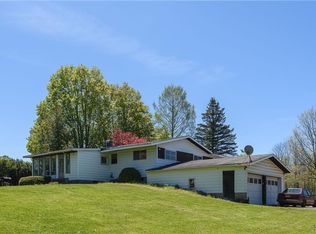 960 Salmon Creek Rd, Brockport, NY 14420