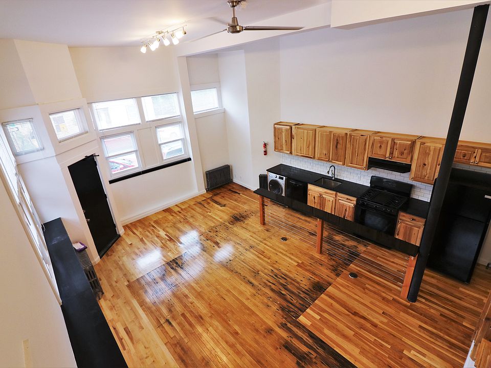 Living Room & Kitchen