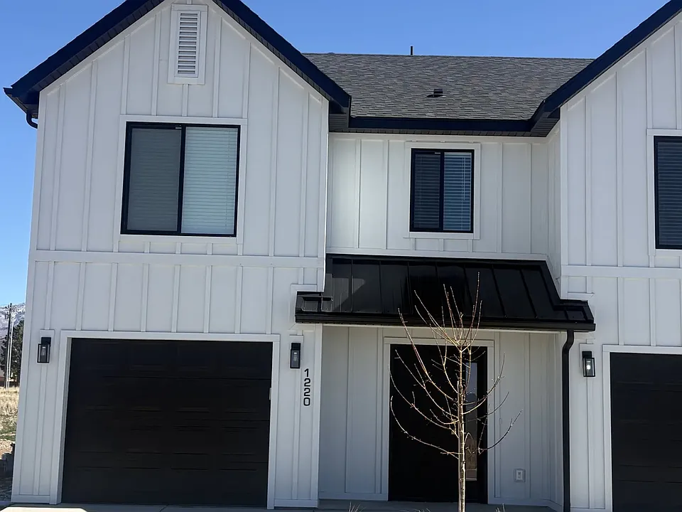1220 N 275 W