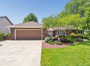 5992 Dogwood Cir, Johnston, IA 50131
