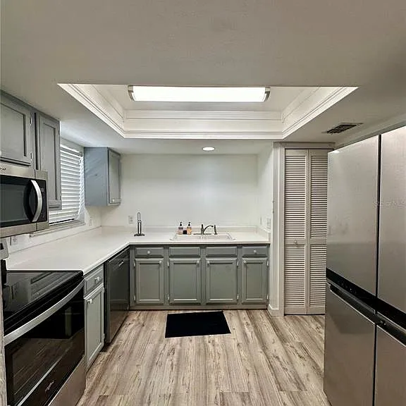 223 NW 34th St — Photo 3