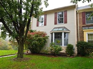 8706 Manahan Dr, Ellicott City, MD 21043