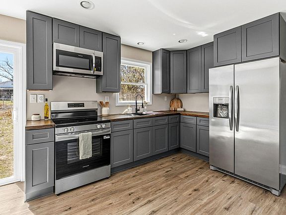 4th image of 1132 Wrights Mill Rd