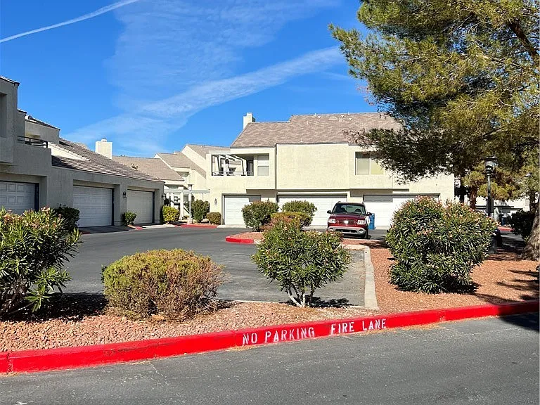 2752 Lodestone Dr — Photo 31
