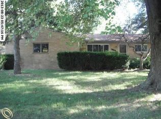 35233 Caryn St, Farmington Hills, MI