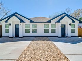 4934 Malmedy Rd, Houston, TX