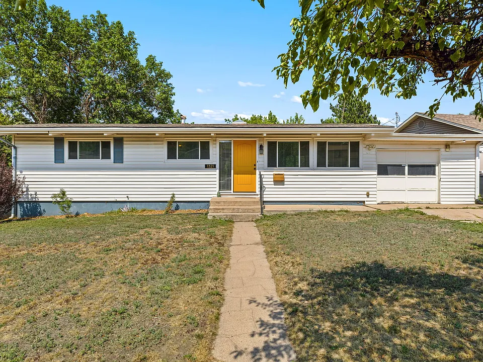 1321 Eagle View Dr