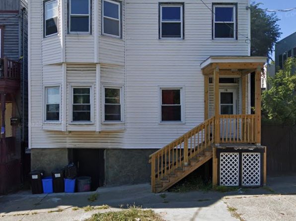 65 Lark St #1