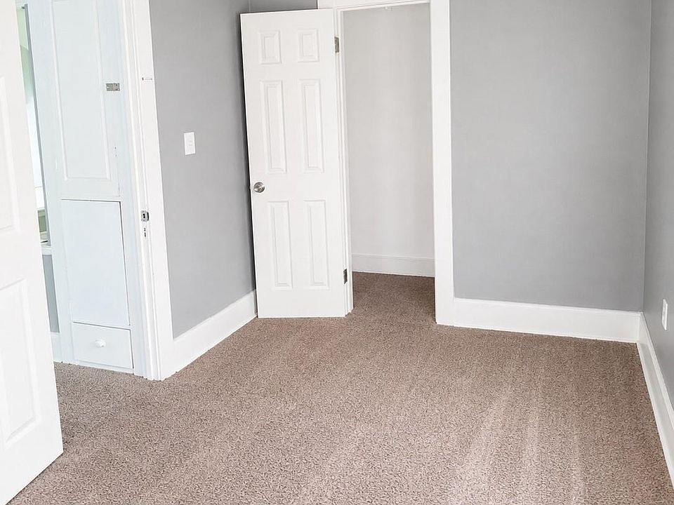 11725 Yellowstone St, photo 7
