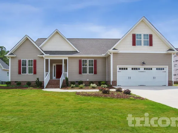 250 Coats Ridge Dr, Benson, NC 27504