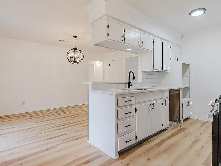 46 Rosemoor Dr — Photo 5