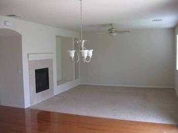3rd image of 830 Farrington Ln