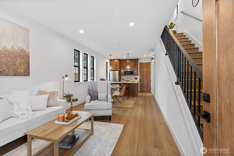 3rd image of 2815 25th Street #C