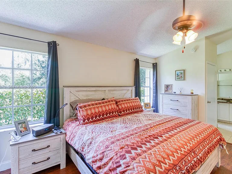 11415 Lakeview Dr #2-D — Photo 24