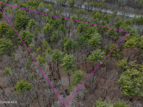 112 Redmond Road, Gansevoort, NY 12831