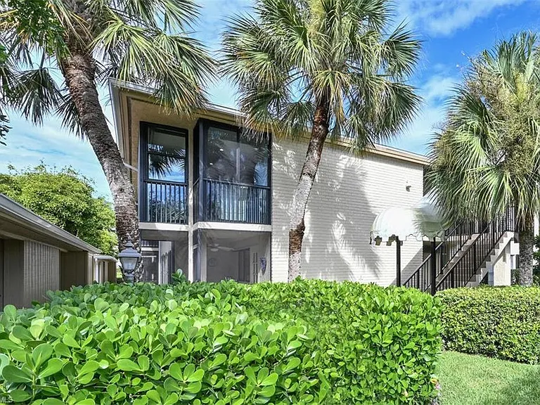 3105 Riviera Dr #A201 — Photo 3