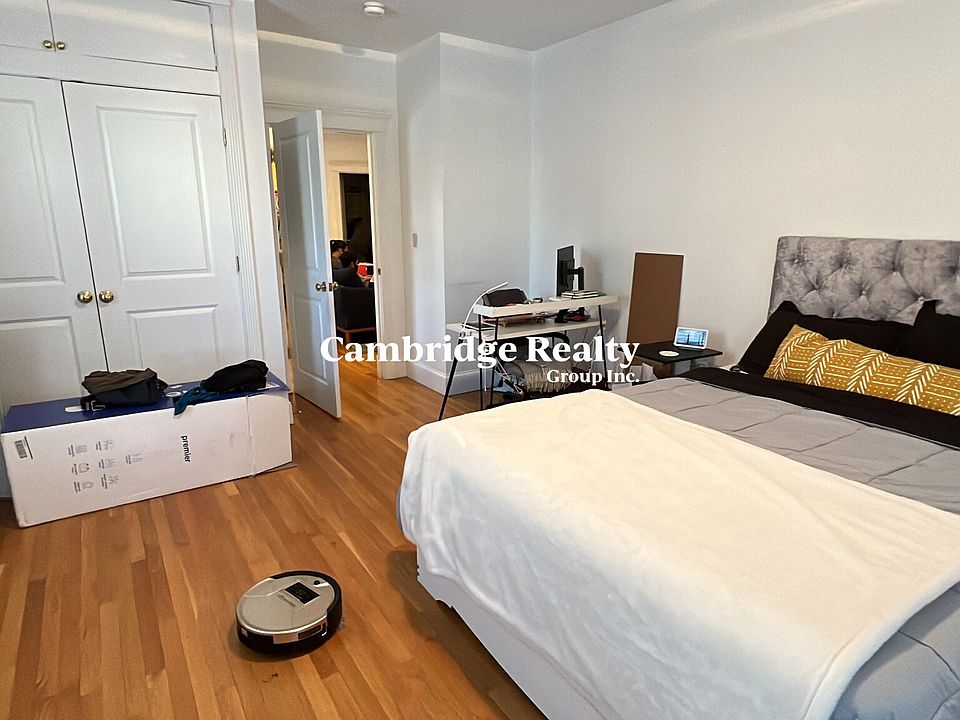 1st image of 117 Columbia St #1T
