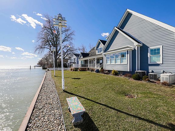 2nd image of 30317 Island Dr
