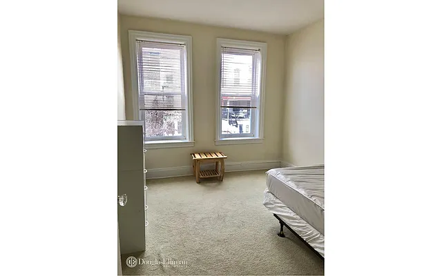 Rented by Douglas Elliman | media 25