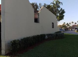 6490 NW 191st Ter, Hialeah, FL 33015