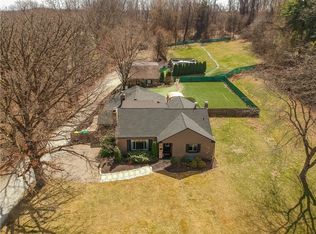 3105 Robinson Run Rd, Mc Donald, PA 15057