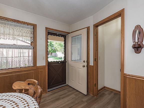 3rd image of 2852 S Wentward Ct